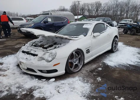 2004 Mercedes-Benz Sl 55 Amg z USA, uszkodzony, nr VIN WDBSK74F64F069237